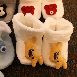 Kids slippers soft appliquéd hedgehog